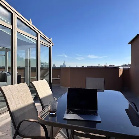 Panoramic Penthouse With Terrace In Apartment Mailand