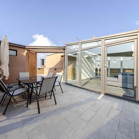 Panoramic Penthouse With Terrace In Apartman *